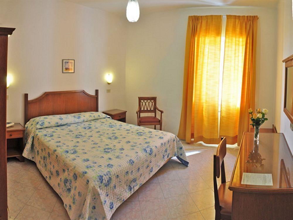 Hotel Maronti Barano dʼIschia Exterior foto